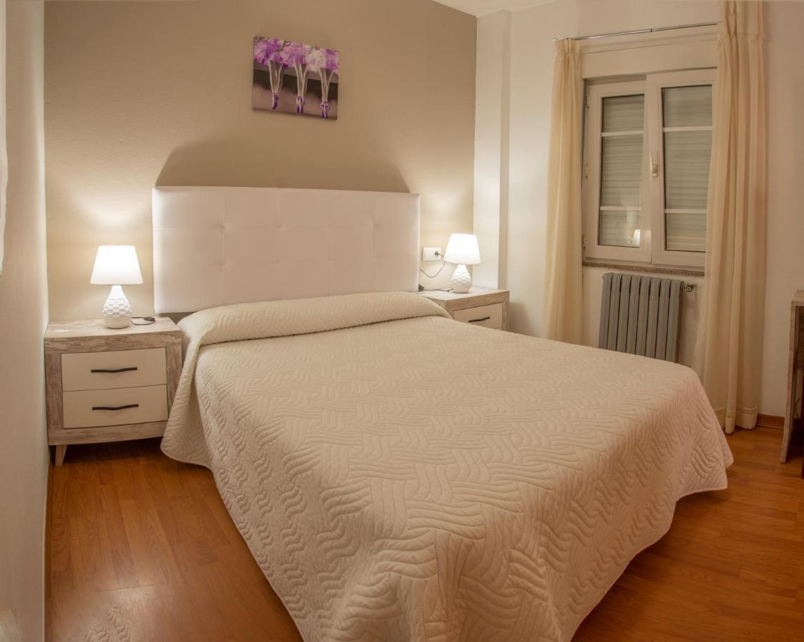 Hotel A Muradana Muros Exteriör bild